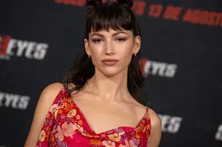 Звезда сериала «Бумажный дом» Урсула Корберо призналась, что беременна первенцем Звезда сериала «Бумажный дом» Урсула Корберо призналась, что беременна первенцем