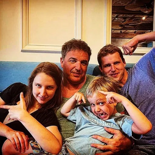 Максим Виторган с детьми Максим Виторган с детьми
