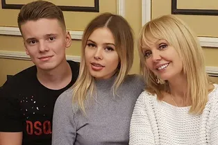 «У Селинки будет братик»: Валерия пришла в восторг, узнав, что невестка беременна сыном «У Селинки будет братик»: Валерия пришла в восторг, узнав, что невестка беременна сыном