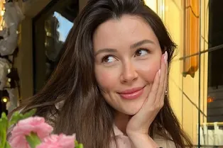 Анна Заворотнюк показала трогательное фото с маленьким сыном на руках Анна Заворотнюк показала трогательное фото с маленьким сыном на руках