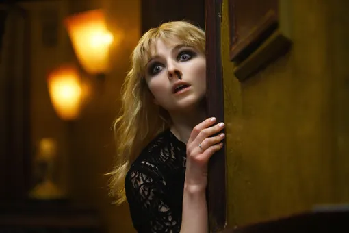 «Прошлой ночью в Сохо»: коктейль из «Полночи в Париже» и «Неонового демона» «Прошлой ночью в Сохо»: коктейль из «Полночи в Париже» и «Неонового демона»