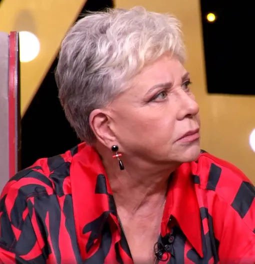 Анастасия Ефремова рассказала о жизни брата в студии ток-шоу «Звезды сошлись» Анастасия Ефремова рассказала о жизни брата в студии ток-шоу «Звезды сошлись»