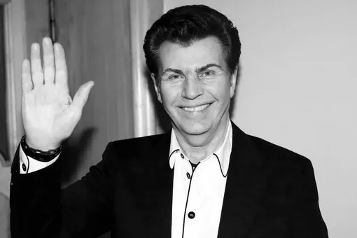 Умер после тяжелой болезни и операции исполнитель хита «Фантазер» Ярослав Евдокимов Умер после тяжелой болезни и операции исполнитель хита «Фантазер» Ярослав Евдокимов