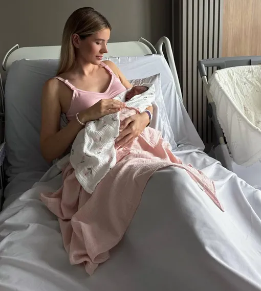 Татьяна Васильева родила дочь Татьяна Васильева родила дочь