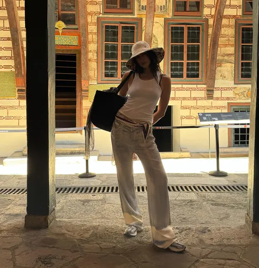 Ирина Шейк в Стамбуле Ирина Шейк в Стамбуле