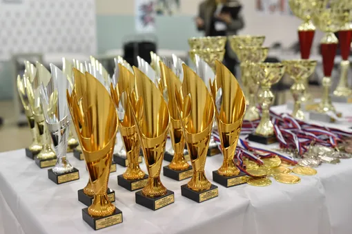 Стать лучшим: как устроены бьюти-конкурсы для мастеров маникюра Стать лучшим: как устроены бьюти-конкурсы для мастеров маникюра