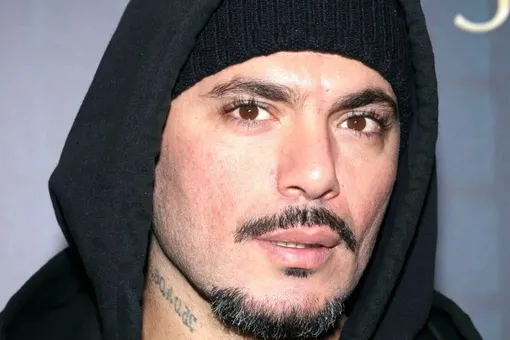 «Я дал ей по губам»: Птаха заявил, что не бил дочь головой о лифт