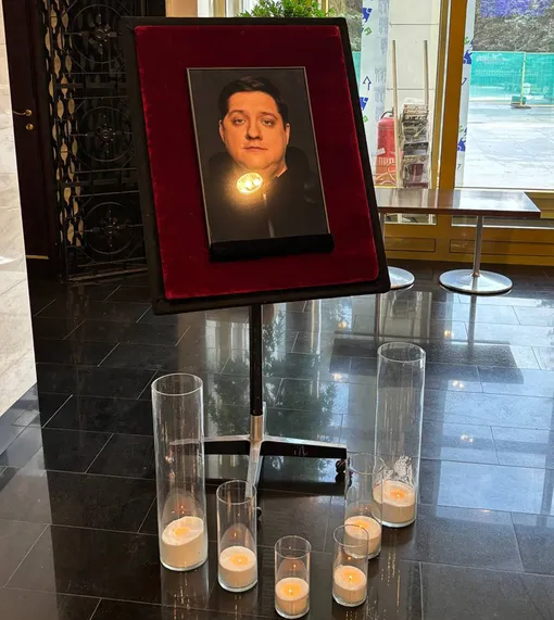 Романа Попова проводили в последние путь в Москве Романа Попова проводили в последние путь в Москве