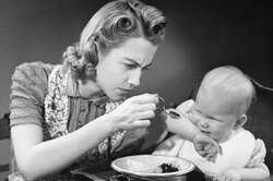 Няни поделились страшными секретами семей, в которых они работали
