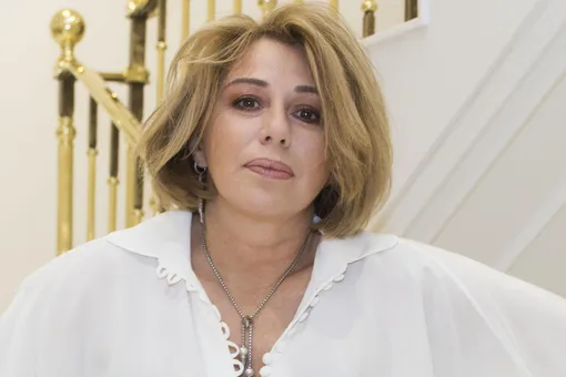 «У меня было 9 неудачных ЭКО»: Алена Апина призналась, почему ее дочь выносила суррогатная мать «У меня было 9 неудачных ЭКО»: Алена Апина призналась, почему ее дочь выносила суррогатная мать