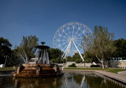 Колесо обозрения «Одно небо» в Ростове-на-Дону что посмотреть в Ростове-на-Дону