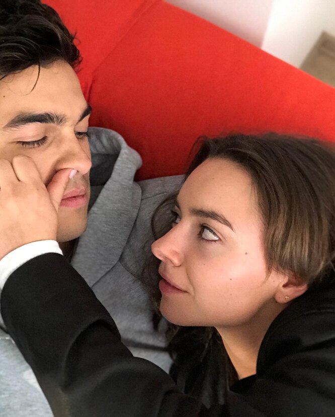 Жетілген, қисық есектердің порнофотосуреттері