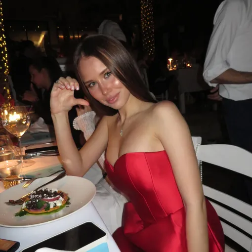 Аврора Киба на концерте Григория Лепса в Дубае