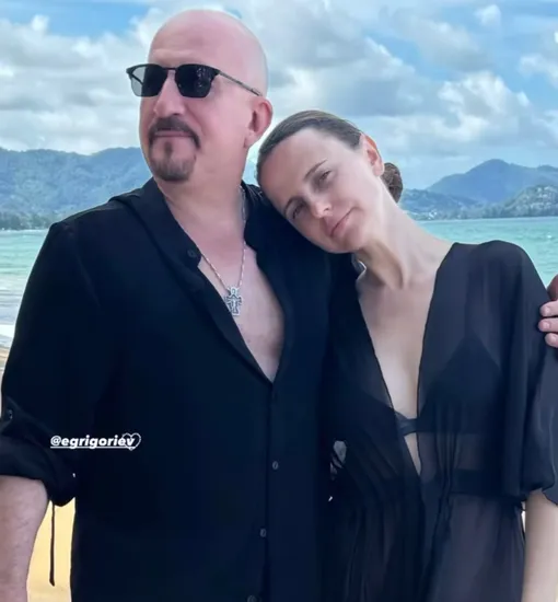 Жека представил новую избранницу