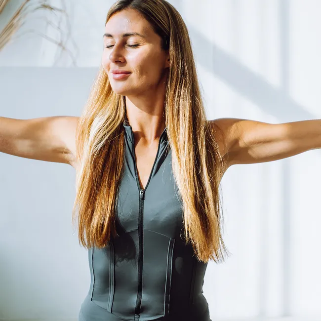 Упражнения от отеков, которые нужно делать после пробуждения, чтобы «выгнать» лишнюю воду