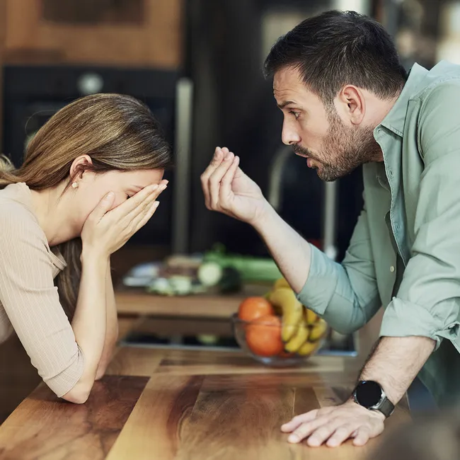 Как мужчины разрушают нашу самооценку: что делать и как дать отпор