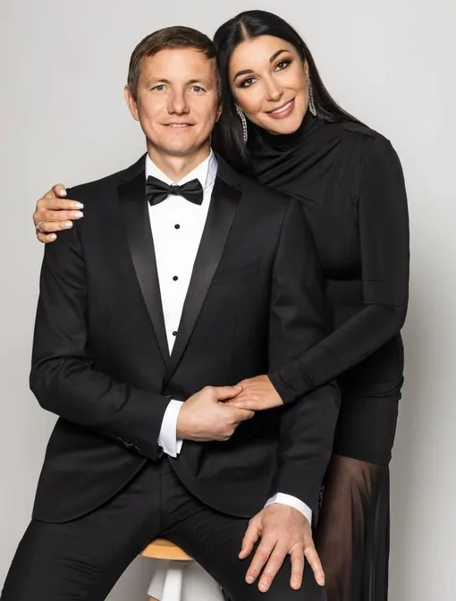 Роман и Ларисы Павлюченко празднуют серебряную свадьбу Роман и Ларисы Павлюченко празднуют серебряную свадьбу