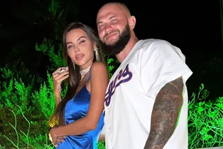 «Мое лучшее платье»: Оксана Самойлова зажгла с Джиганом на необитаемом острове «Мое лучшее платье»: Оксана Самойлова зажгла с Джиганом на необитаемом острове