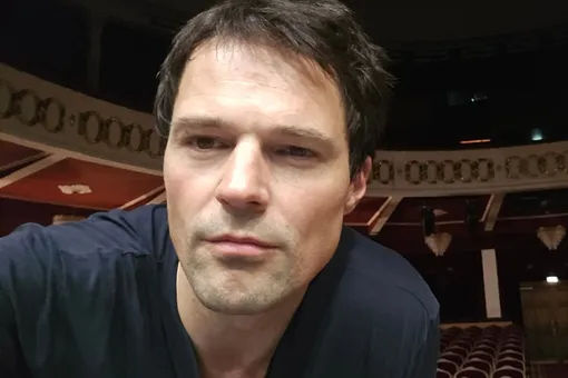Воссоединился с Елизаветой Боярской: Данила Козловский вернулся на сцену МДТ после трехлетнего перерыва Воссоединился с Елизаветой Боярской: Данила Козловский вернулся на сцену МДТ после трехлетнего перерыва