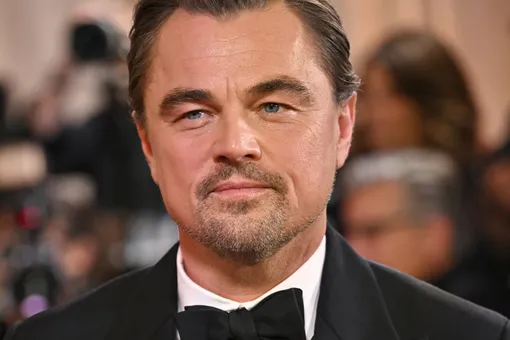 Леонардо ДиКаприо высмеяли на «Золотом глобусе-2026» за романы с юными девушками Леонардо ДиКаприо высмеяли на «Золотом глобусе-2026» за романы с юными девушками