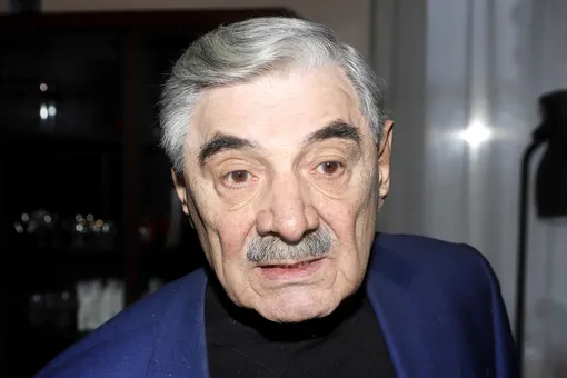«Назвал число»: Александр Панкратов-Черный заявил, что Павел Глоба предсказал ему с Игорем Тальковым смерть в один день «Назвал число»: Александр Панкратов-Черный заявил, что Павел Глоба предсказал ему с Игорем Тальковым смерть в один день
