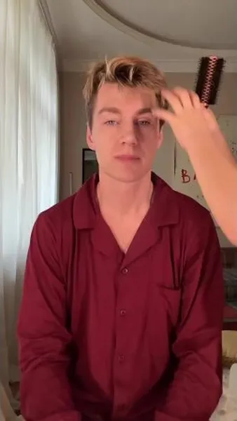 Нажми и смотри