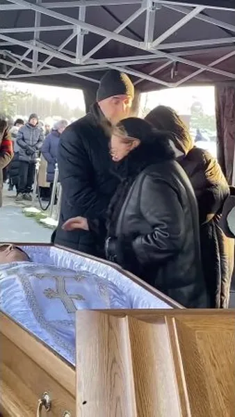 Нажми и смотри