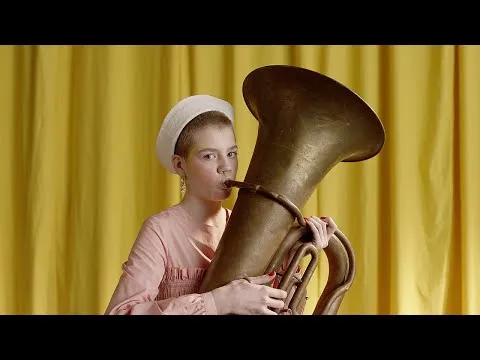 Нажми и смотри