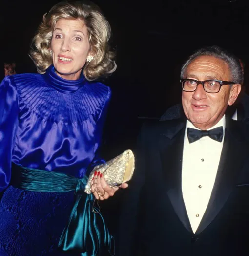 Генри Киссинджер был на голову ниже жены Нэнси