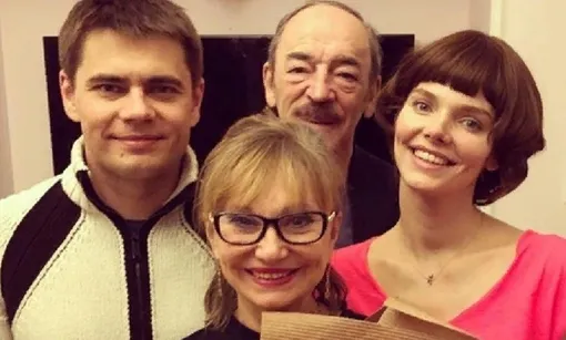 Михаил Боярский и Лариса Луппиан с сыном Сергеем и дочерью Елизаветой