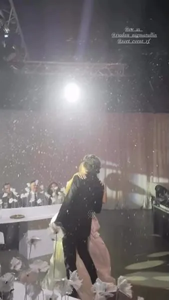 Нажми и смотри