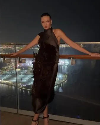 Нажми и смотри