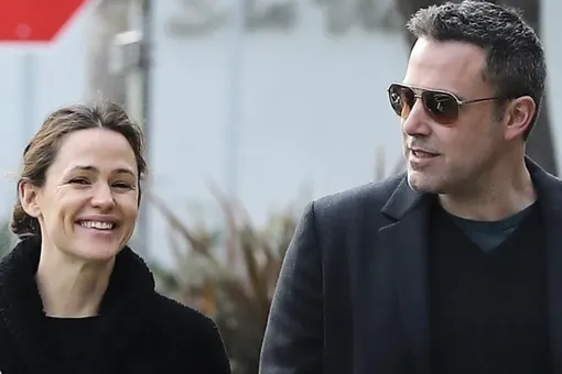 Бен Аффлек после разрыва с женой воссоединился с Дженнифер Гарнер и детьми Бен Аффлек после разрыва с женой воссоединился с Дженнифер Гарнер и детьми