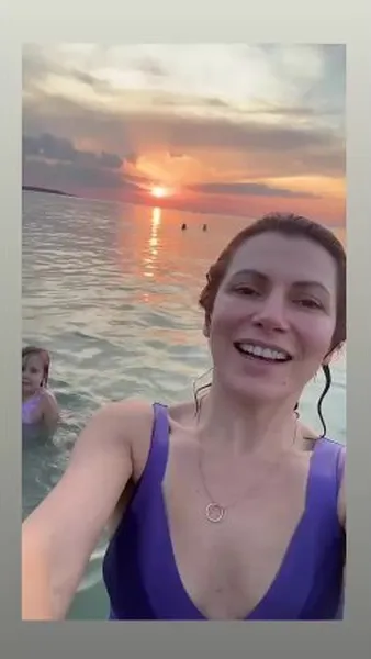 Нажми и смотри