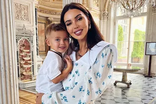 «Я родила идеального малыша»: Оксана Самойлова показала трогательные фото с Давидом в день его пятилетия «Я родила идеального малыша»: Оксана Самойлова показала трогательные фото с Давидом в день его пятилетия