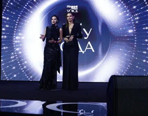Алина Загитова и Наталья Бардо на премии VOICE Алина Загитова и Наталья Бардо на премии VOICE