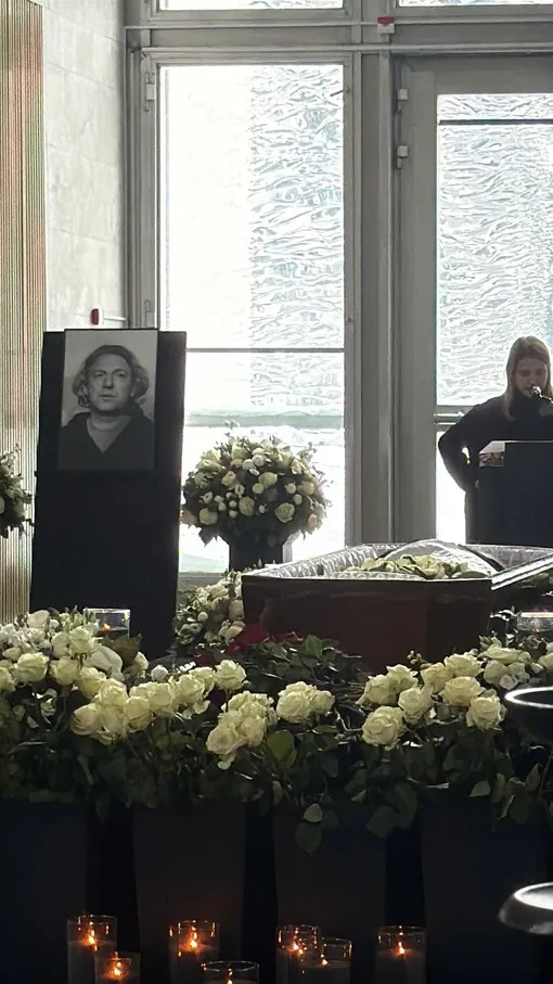 Александра Олейникова похоронят на Троекуровском кладбище