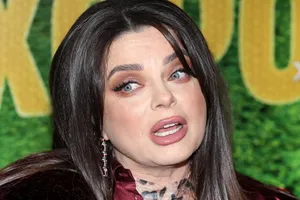 «Мне нужно сбросить 5 кг, муж намекает»: Наташа Королёва после критики Тарзана начала худеть на уколах