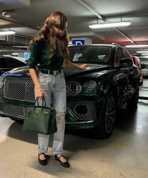 Настасья Самбурская купила британский кроссовер Bentley Bentayga в прошлом году