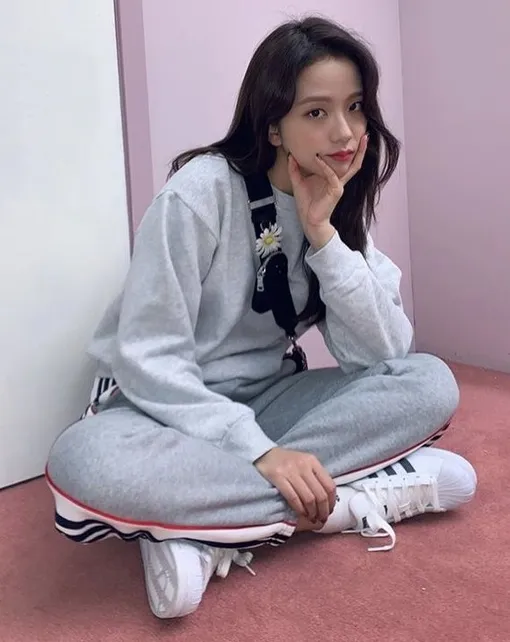 Джису из BLACKPINK извинилась за «плохое» продвижение