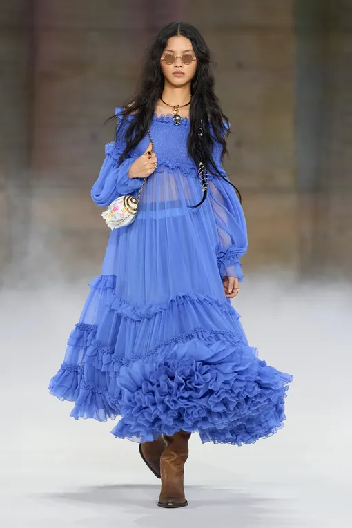 Chloé осень-зима 2026 Chloé осень-зима 2026