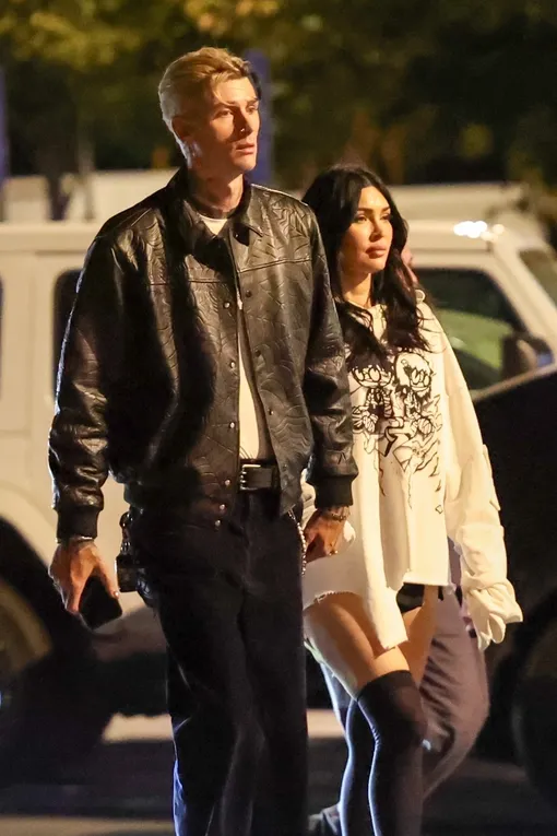 Меган Фокс много времени проводит с отцом своей дочери