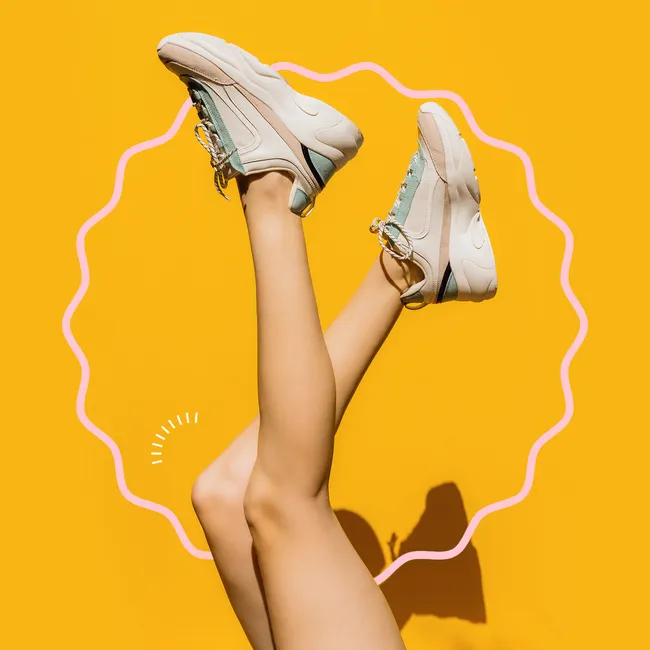 Красивые колени: косметолог рассказал, как омолодить кожу в проблемной зоне быстро и безболезненно