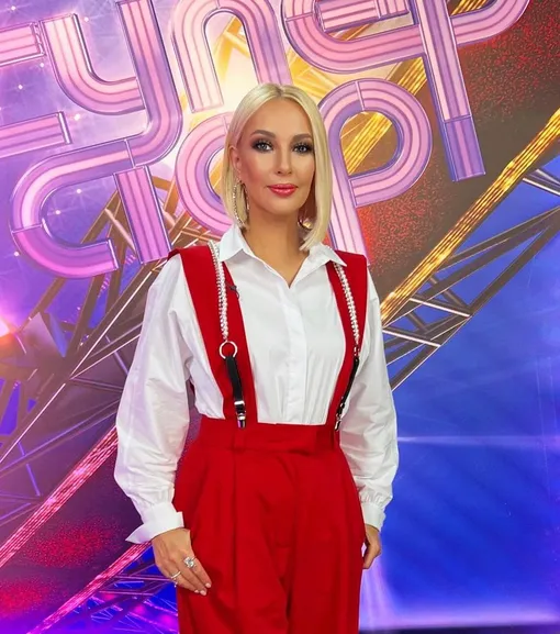 Лера Кудрявцева на шоу «Суперстар!» Лера Кудрявцева на шоу «Суперстар!»