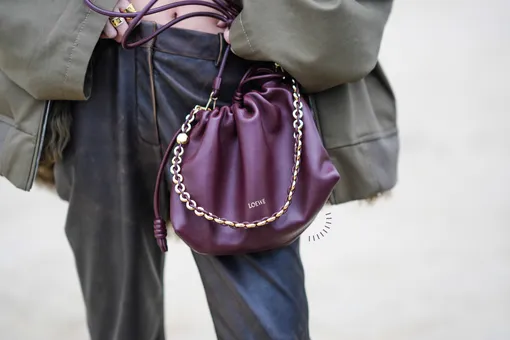 Какую сумку выбрать на осень: 15 моделей, которые подойдут ко всему Какую сумку выбрать на осень: 15 моделей, которые подойдут ко всему