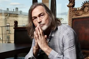 Рожденный от немки 23-летний сын Никаса Сафронова захотел переехать в Россию Рожденный от немки 23-летний сын Никаса Сафронова захотел переехать в Россию