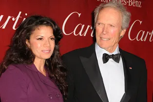 Дина и Клинт Иствуд оформили развод Дина и Клинт Иствуд оформили развод