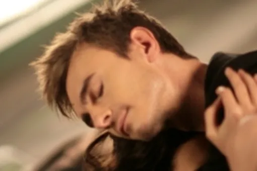 Новый клип Ромы Кенга «Смотри в глаза» Новый клип Ромы Кенга «Смотри в глаза»