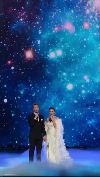 Нажми и смотри