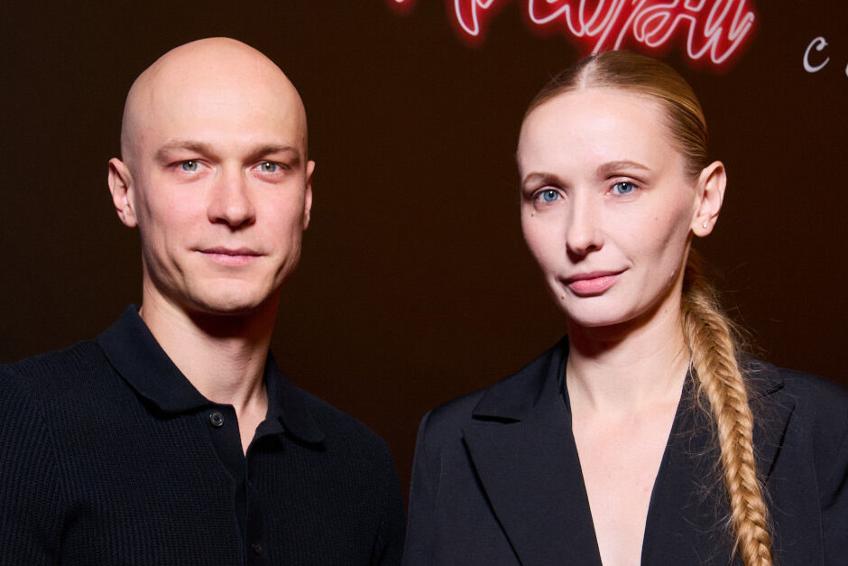 Орыс порно: қыз және екі жігіт